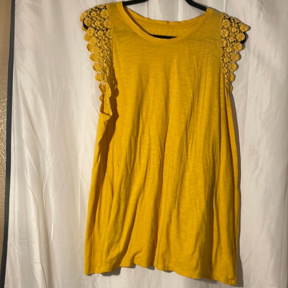 BOGO Ava and Viv yellow shirt